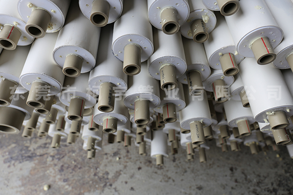 PPR聚氨酯復(fù)合保溫管